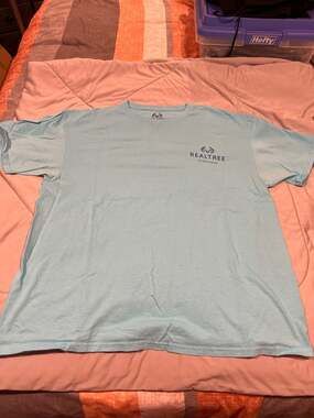 Realtree Fishing Men's Blue Short Sleeve Graphic T-Shirt Tuna Logo XL